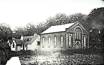 Oakley Methodist chapel and Sunday school about 1920 [Z0/85/16]